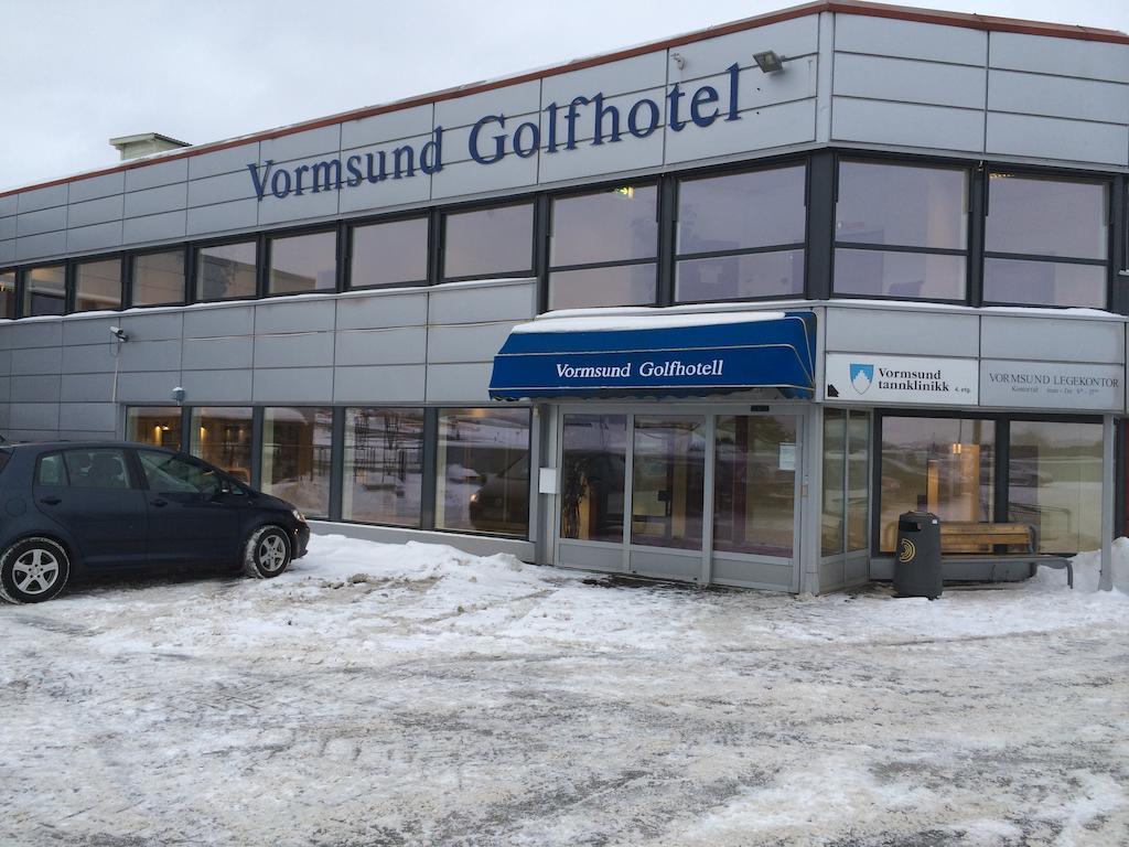 Vormsund Golf Hotell Bed Breakfast Exterior photo