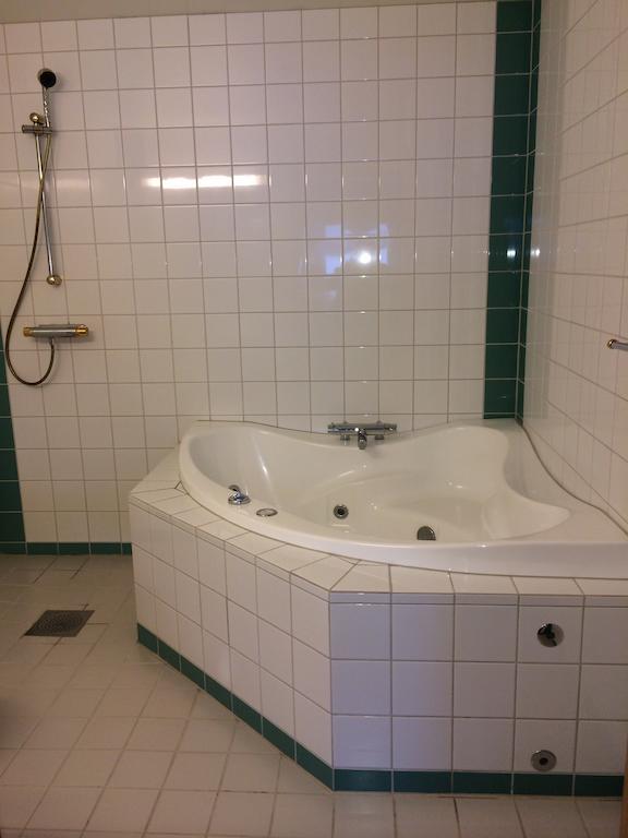 Vormsund Golf Hotell Bed Breakfast Room photo